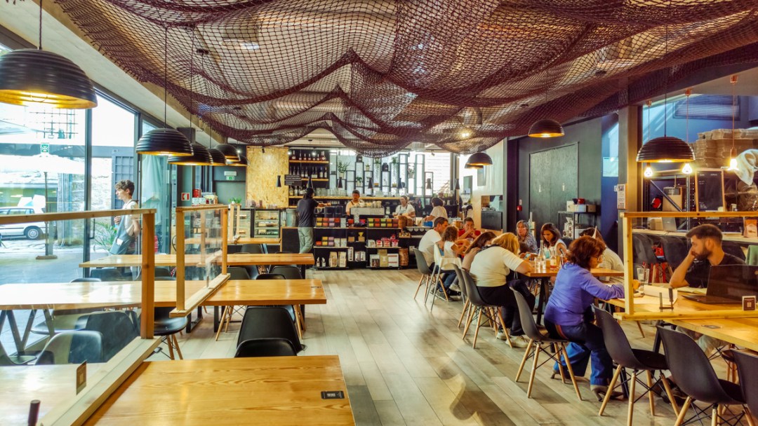 7g Roaster Apartments & Restaurants - #PortoCoffee: Unveiling the best specialty coffee shops in Porto, Portugal | Aliz’s Wonderland