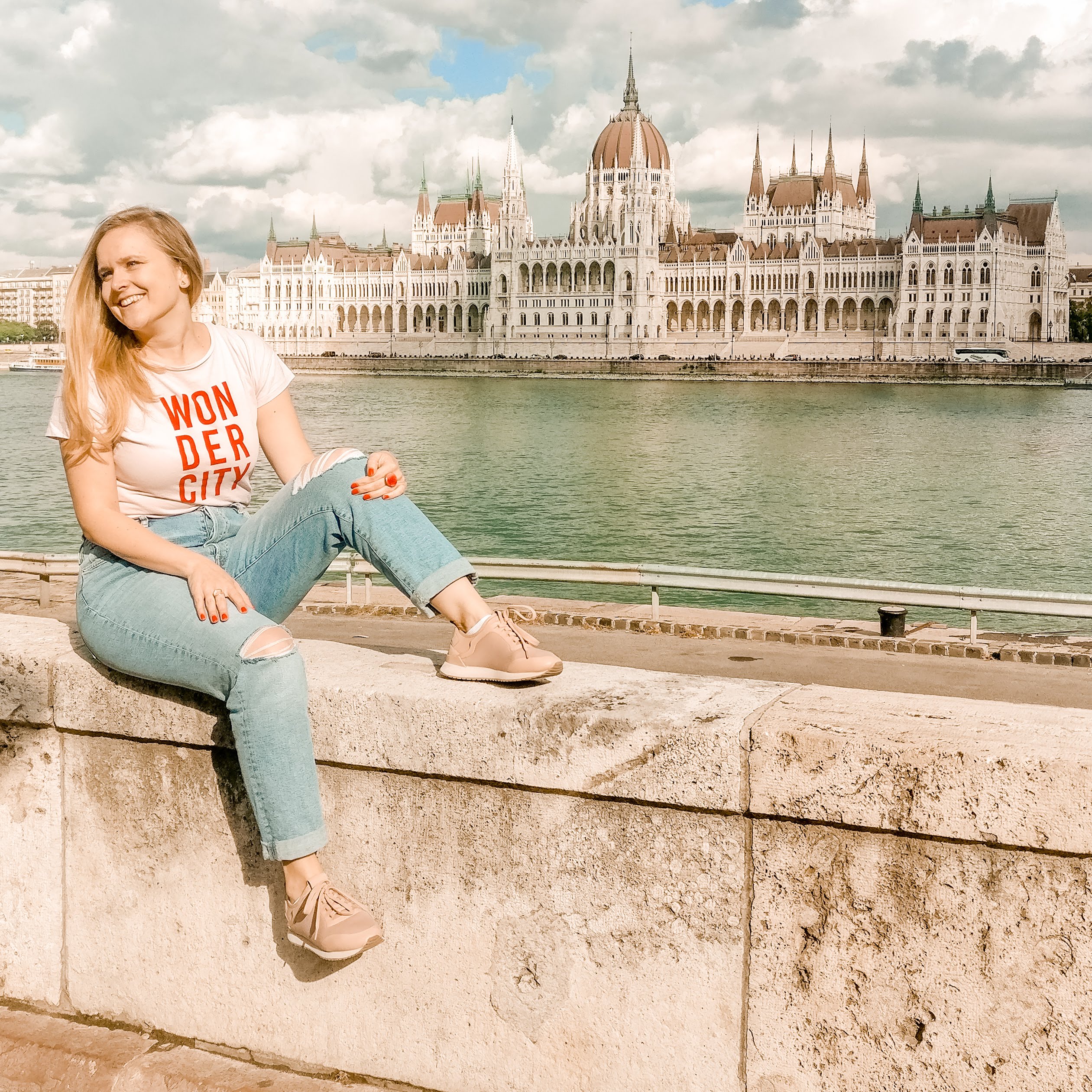 Aliz’s Wonderland | About