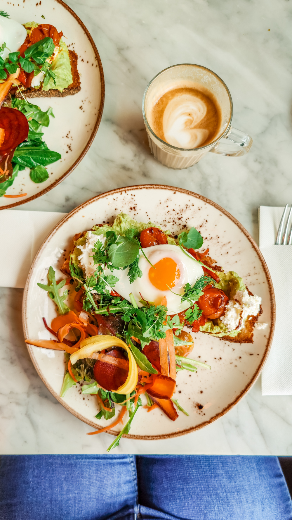Brunch at Arán Artisan Bakery - How to spend a day in Kilkenny, Ireland? - Perfect day trip from Dublin | Aliz’s Wonderland