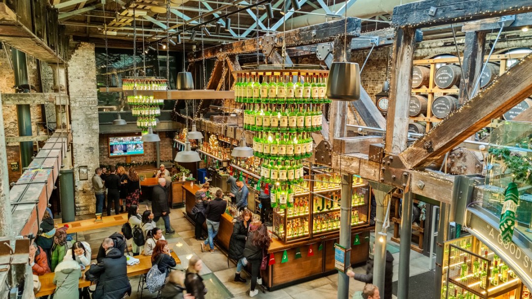 Jameson Distillery Bow St. - Dublin Whiskey Tours - Which whiskey distillery to visit in Dublin, Ireland? | Aliz’s Wonderland