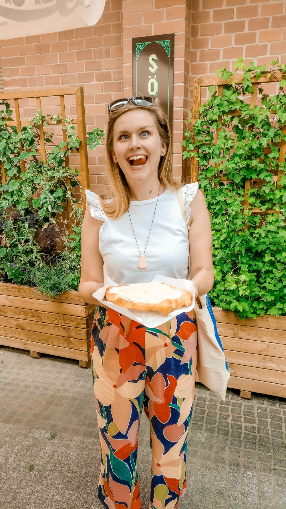 Ligeti Lángos at City Park - A local’s guide to the best lángos in Budapest, Hungary | Aliz’s Wonderland